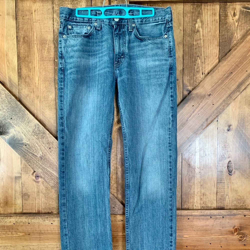 Men’s Levi jeans